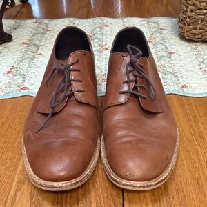 Men’s Tan Leather Oxfords by Calibrate.